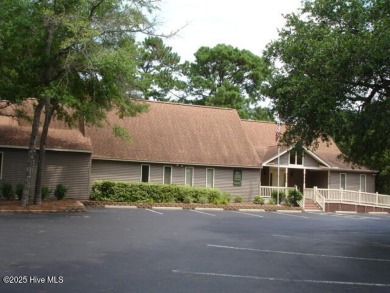 Spacious and affordable condo in the always popular Fairway on Carolina Shores Golf Course in North Carolina - for sale on GolfHomes.com, golf home, golf lot