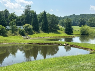 Discover this delightful fully furnished end-unit home on Lenoir Golf Club in North Carolina - for sale on GolfHomes.com, golf home, golf lot