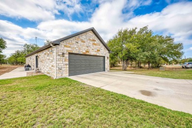 Beautiful custom-built 3-bedroom, 2-bath home with office on  in Texas - for sale on GolfHomes.com, golf home, golf lot