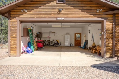 This cozy furnished A-frame cabin in Pinetop Lakes with Rec on Pinetop Lakes Golf and Country Club in Arizona - for sale on GolfHomes.com, golf home, golf lot