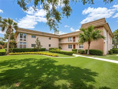Live the relaxed Florida lifestyle in this desirable 1st floor on Vero Beach South Golf Course in Florida - for sale on GolfHomes.com, golf home, golf lot
