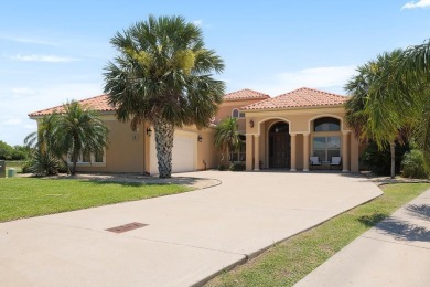 Very attractive spacious 3-bedroom split arrangement bedrooms, 3 on South Padre Island Golf Club in Texas - for sale on GolfHomes.com, golf home, golf lot