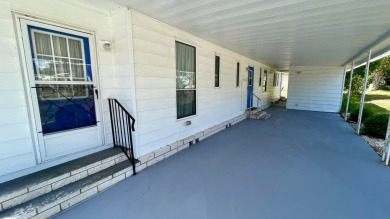 Seller says ,,,,,Get it sold!!!!  New kitchen vinyl plank on Water Oak Country Club Estates in Florida - for sale on GolfHomes.com, golf home, golf lot