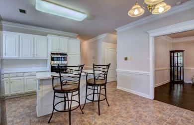 Gorgeous Home in the Lawrence Addition of Maumelle! This on Maumelle Golf and Country Club in Arkansas - for sale on GolfHomes.com, golf home, golf lot