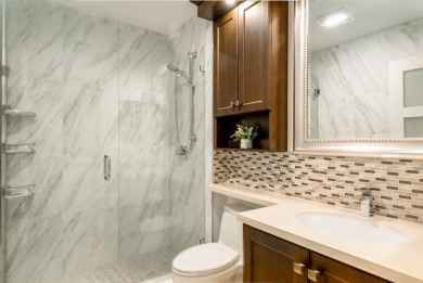 End unit villa in Boca Pointe's La Mirada with soaring ceilings on Boca Pointe Country Club in Florida - for sale on GolfHomes.com, golf home, golf lot