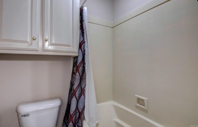 Gorgeous Home in the Lawrence Addition of Maumelle! This on Maumelle Golf and Country Club in Arkansas - for sale on GolfHomes.com, golf home, golf lot