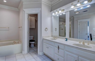 Gorgeous Home in the Lawrence Addition of Maumelle! This on Maumelle Golf and Country Club in Arkansas - for sale on GolfHomes.com, golf home, golf lot