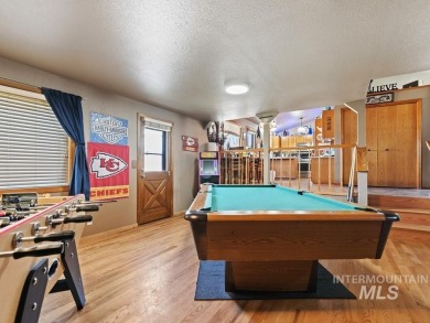 Great 4-Bedroom Home on Lakeview Golf Course - Priced to Sell! on Lakeview Golf Club in Idaho - for sale on GolfHomes.com, golf home, golf lot