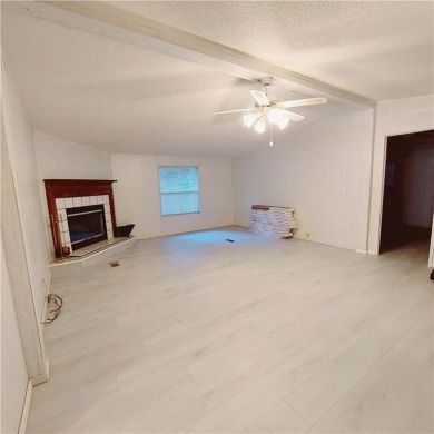 Charming  Move-In Ready in Turtle Cove!

Welcome to 281 on Turtle Cove Golf Course in Georgia - for sale on GolfHomes.com, golf home, golf lot