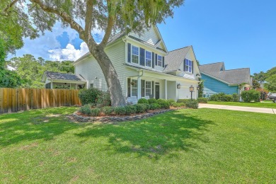 Enjoy the convenience of being close to downtown Charleston and on Charleston Municipal Golf Course in South Carolina - for sale on GolfHomes.com, golf home, golf lot