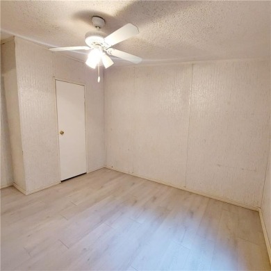 Charming  Move-In Ready in Turtle Cove!

Welcome to 281 on Turtle Cove Golf Course in Georgia - for sale on GolfHomes.com, golf home, golf lot