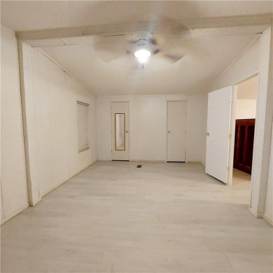 Charming  Move-In Ready in Turtle Cove!

Welcome to 281 on Turtle Cove Golf Course in Georgia - for sale on GolfHomes.com, golf home, golf lot
