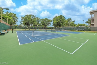 Immaculate and tastefully decorated 2-bedroom, 2-bath Glen Abbey on Golfview Golf and Racquet Club in Florida - for sale on GolfHomes.com, golf home, golf lot