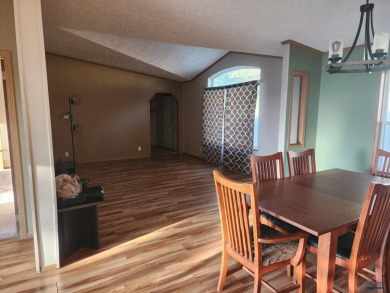 2005 Highland manufactured home ready for its next location! *TO on  in South Dakota - for sale on GolfHomes.com, golf home, golf lot