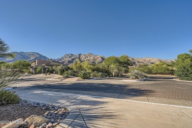 Resort living at the highly desirable Greens at Ventana Canyon on The Lodge at Ventana Canyon - Canyon  in Arizona - for sale on GolfHomes.com, golf home, golf lot