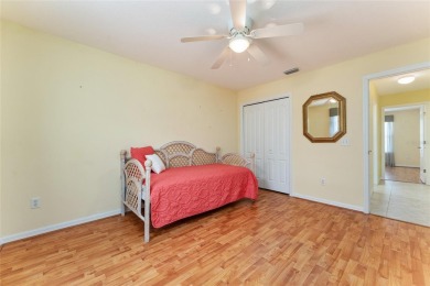 Welcome to this well-maintained AMARILLO MODEL located in the on The Links of Spruce Creek in Florida - for sale on GolfHomes.com, golf home, golf lot