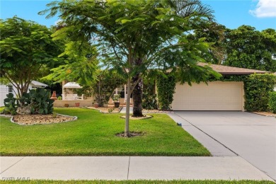 Welcome to this stunning 2 bed + den, 2 bath home in the on Lakewood Country Club in Florida - for sale on GolfHomes.com, golf home, golf lot