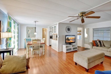 Gorgeous Home with Golf Course Views - YOU OWN THE LAND! on Davie Golf Club in Florida - for sale on GolfHomes.com, golf home, golf lot
