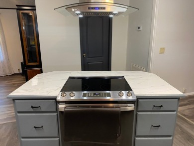Lovely 2/2 in vibrant 55+ lease hold ($844) community. Wall of on Spanish Lakes Fairways in Florida - for sale on GolfHomes.com, golf home, golf lot