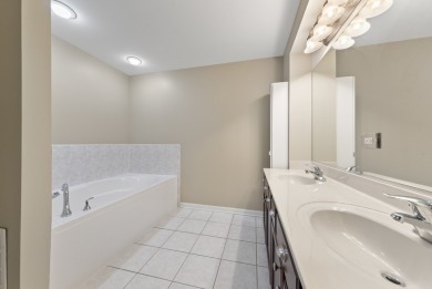 Enjoy upscale living at The Residences of Seven Bridges. This on Seven Bridges Golf Club in Illinois - for sale on GolfHomes.com, golf home, golf lot