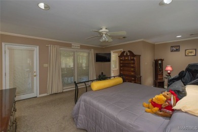 GREAT 4BR/2 1/2 BATH ONE LEVEL HOME LOCATED ON THE THIRTEENTH on Arrowhead Country Club in Alabama - for sale on GolfHomes.com, golf home, golf lot