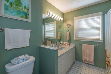 GREAT 4BR/2 1/2 BATH ONE LEVEL HOME LOCATED ON THE THIRTEENTH on Arrowhead Country Club in Alabama - for sale on GolfHomes.com, golf home, golf lot
