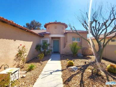Clean and crisp, you cannot ask for a better move-in ready golf on Mission Lakes Country Club in California - for sale on GolfHomes.com, golf home, golf lot