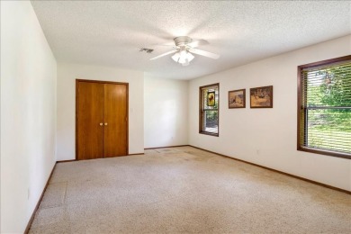 Discover the potential in this 3 bedroom, 2 bath home tucked on Hide-A-Way Lake Golf Course in Texas - for sale on GolfHomes.com, golf home, golf lot