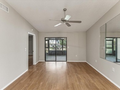 This delightful 2BR/2BA/1 Car Garage villa, nestled in the on Tarpon Springs Golf Course in Florida - for sale on GolfHomes.com, golf home, golf lot