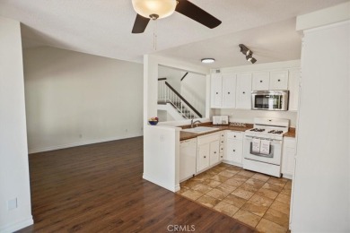 Welcome to this beautifully maintained townhome located in the on Vista Valencia Golf Course in California - for sale on GolfHomes.com, golf home, golf lot