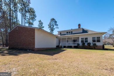 Very well cared for custom home in one of Statesboro's most on Forest Heights Country Club in Georgia - for sale on GolfHomes.com, golf home, golf lot