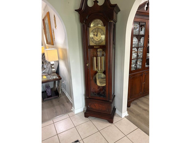 Love Golf,  You will love this beautiful home on the 13th green on Millbrook Country Club in Mississippi - for sale on GolfHomes.com, golf home, golf lot