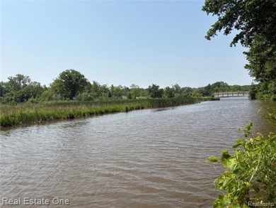 **Investment Opportunity** VALUE IS IN THE LAND! - Here is your on Kearsley Lake Golf Course in Michigan - for sale on GolfHomes.com, golf home, golf lot