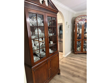 Love Golf,  You will love this beautiful home on the 13th green on Millbrook Country Club in Mississippi - for sale on GolfHomes.com, golf home, golf lot