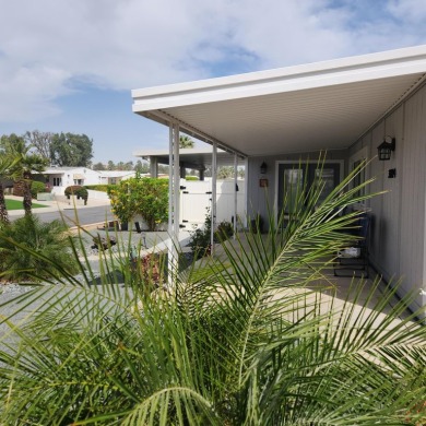 This 3bed / 2baths completely remodeled home is ABSOLUTELY on Palm Desert Greens Country Club in California - for sale on GolfHomes.com, golf home, golf lot