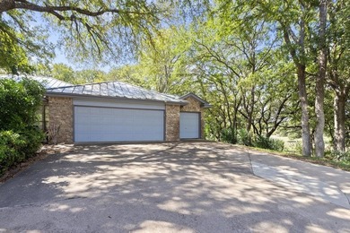 Beautiful home offering comfort and tranquility with mature on Delaware Springs Golf Course in Texas - for sale on GolfHomes.com, golf home, golf lot