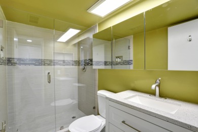 Seller is extremely motivated.  All offers considered! on Palm-Aire Country Club and Resort - The Oaks in Florida - for sale on GolfHomes.com, golf home, golf lot