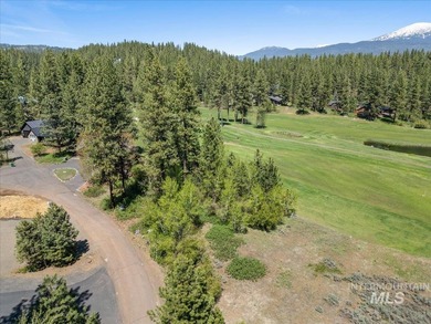 Discover serene living on this stunning, level lot nestled along on Meadowcreek Golf Resort in Idaho - for sale on GolfHomes.com, golf home, golf lot