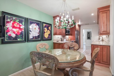 Must see this 3 bedroom home located in the renowned Fountains on Fountains Golf and Country Club in Florida - for sale on GolfHomes.com, golf home, golf lot