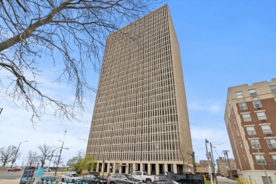Stunning High-Rise Condo in the Heart of Chicago - Move-In on South Shore Cultural Ctr. Golf Course in Illinois - for sale on GolfHomes.com, golf home, golf lot