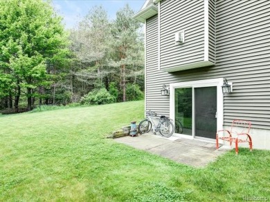ESCAPE TO THIS SPACIOUS RANCH STYLE HOME IN LEXINGTON! NESTLED on Lakeview Hills Country Club and Resort  in Michigan - for sale on GolfHomes.com, golf home, golf lot