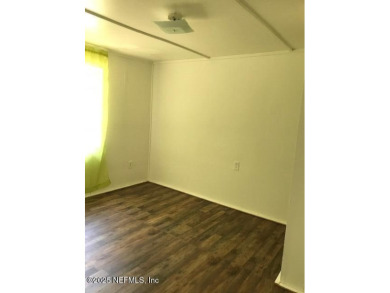 Charming Cottage Near Golf, Parks, and Beaches! Discover the on Palatka Golf Club in Florida - for sale on GolfHomes.com, golf home, golf lot