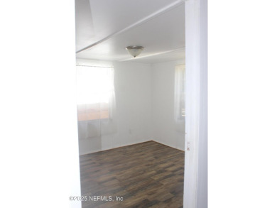 Charming Cottage Near Golf, Parks, and Beaches! Discover the on Palatka Golf Club in Florida - for sale on GolfHomes.com, golf home, golf lot