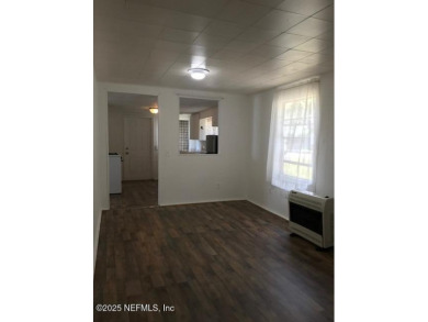 Charming Cottage Near Golf, Parks, and Beaches! Discover the on Palatka Golf Club in Florida - for sale on GolfHomes.com, golf home, golf lot