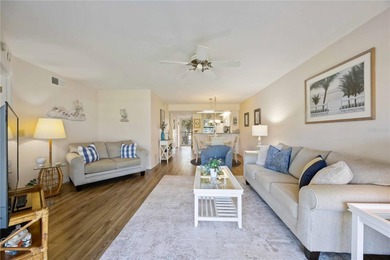 Welcome to easy Florida living at 433 Cerromar Lane, Unit 440 on Plantation Golf and Country Club in Florida - for sale on GolfHomes.com, golf home, golf lot