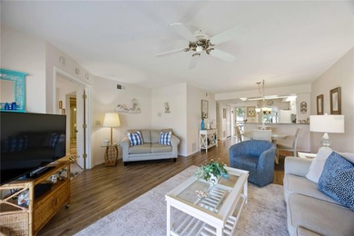 Welcome to easy Florida living at 433 Cerromar Lane, Unit 440 on Plantation Golf and Country Club in Florida - for sale on GolfHomes.com, golf home, golf lot