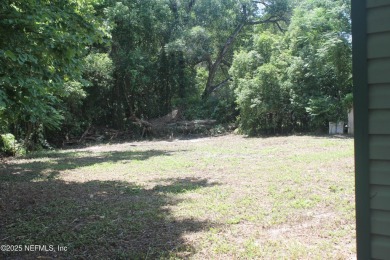 Charming Cottage Near Golf, Parks, and Beaches! Discover the on Palatka Golf Club in Florida - for sale on GolfHomes.com, golf home, golf lot