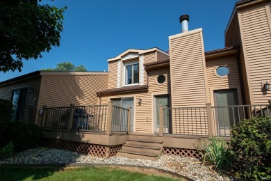 Don't miss your opportunity to own this beautiful condo on on Pretty Lake Golf Course in Indiana - for sale on GolfHomes.com, golf home, golf lot