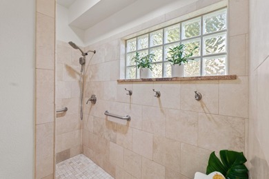 Great Home on the Golf Course in Meadowlakes! Beautiful brick on Hidden Falls Golf Club in Texas - for sale on GolfHomes.com, golf home, golf lot