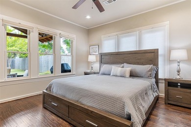 Beautiful Craftsman Home in the heart of the North Oak Cliff on Stevens Park Golf Course in Texas - for sale on GolfHomes.com, golf home, golf lot